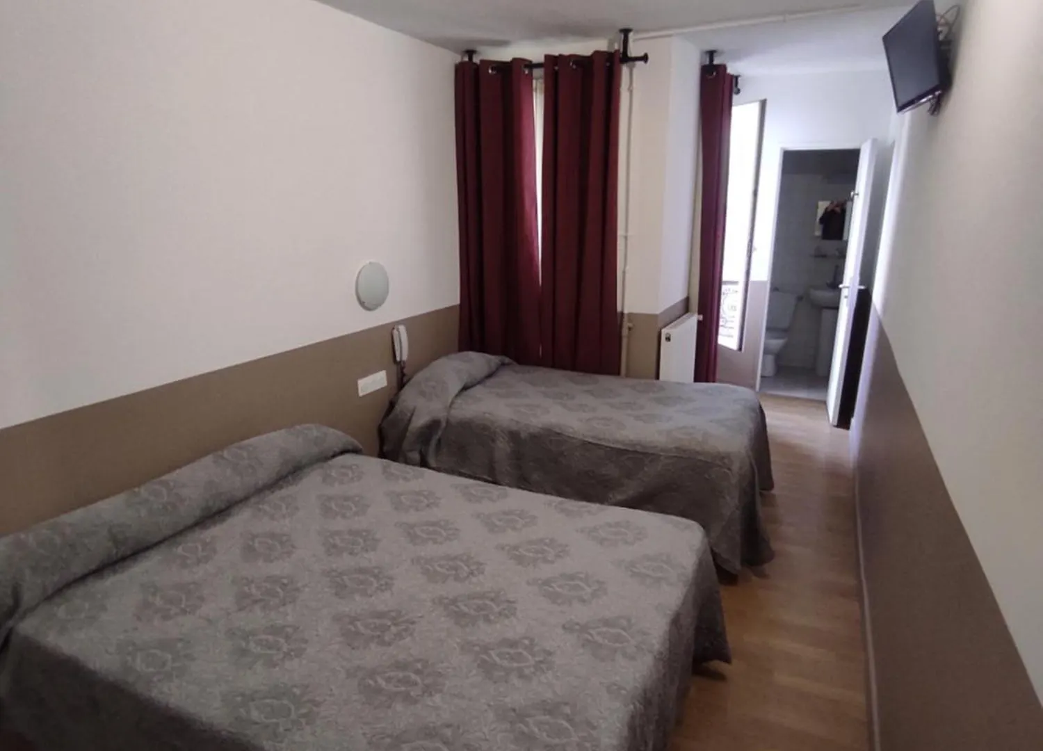 De Nantes Hotel